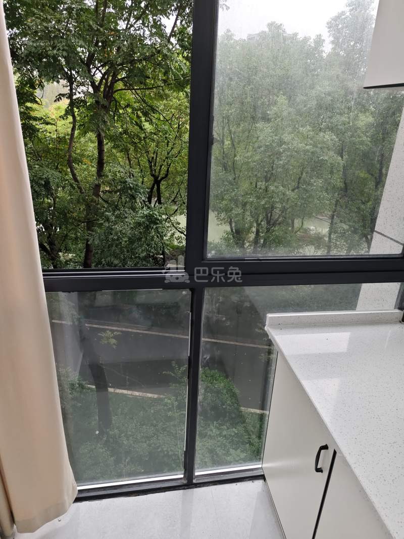 东港嘉苑一区14551495卧室窗户图6