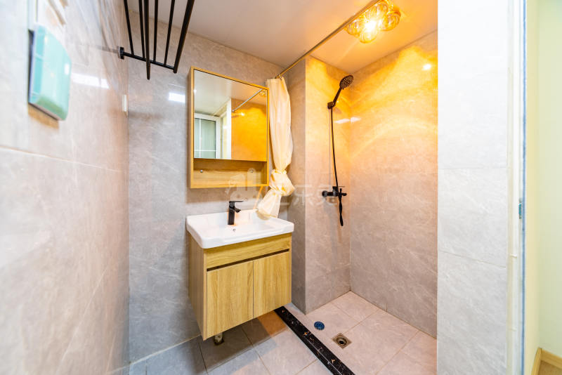 达诚雅苑14557697卫生间图8