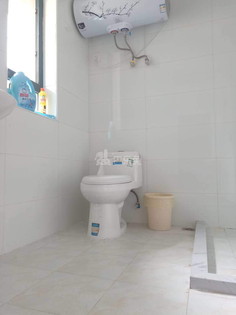 馨良苑14559265卫生间图3