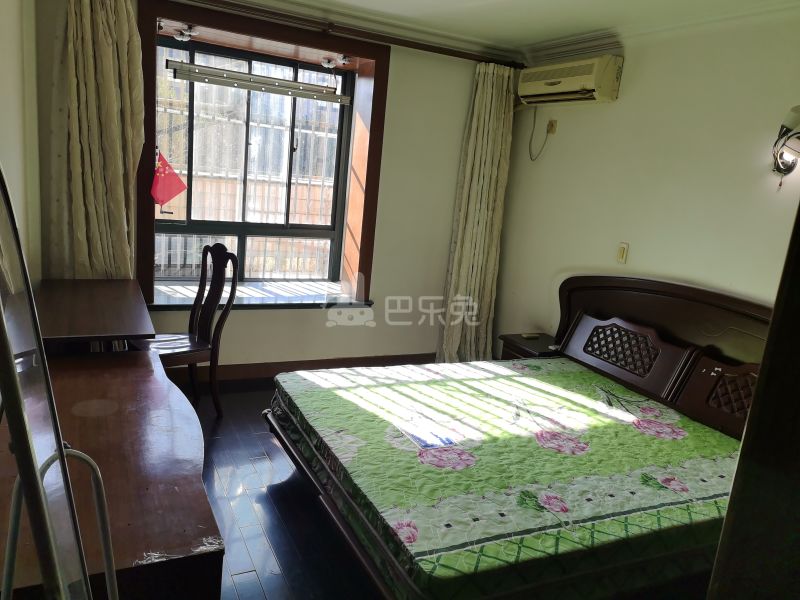 新青浦佳园14575758卧室图0