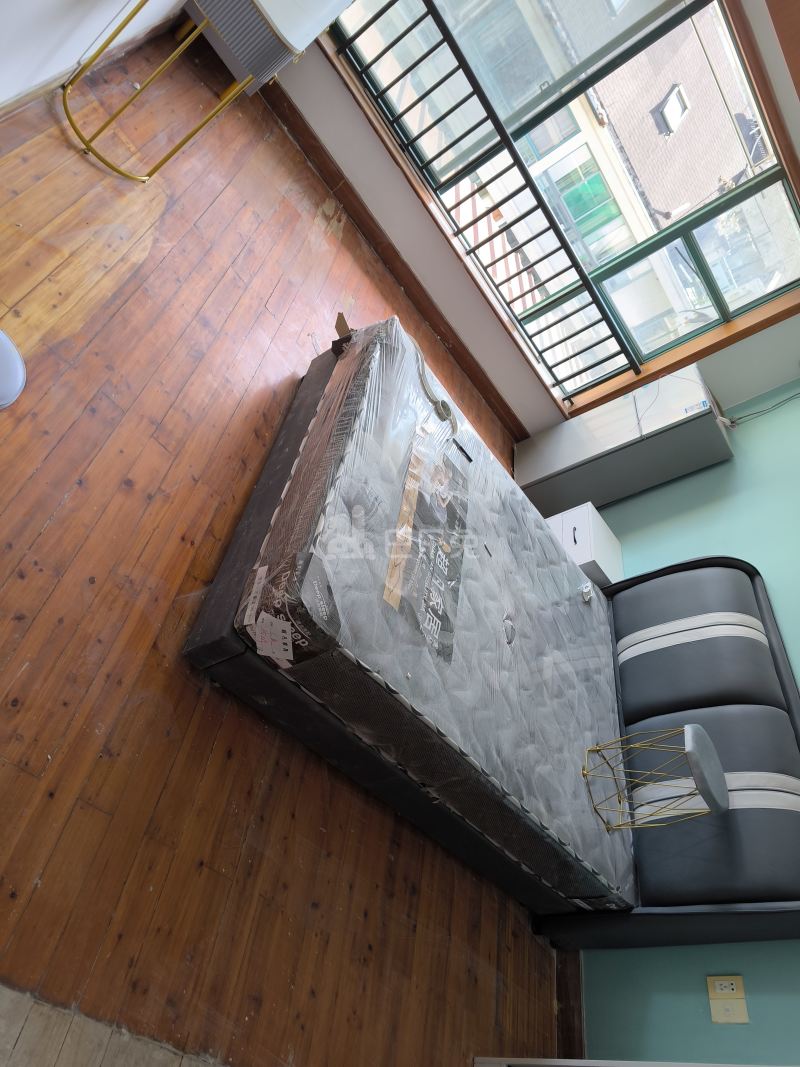 万家花园欣和苑14579197卧室图0