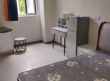 荔枝屋 1室0厅1卫