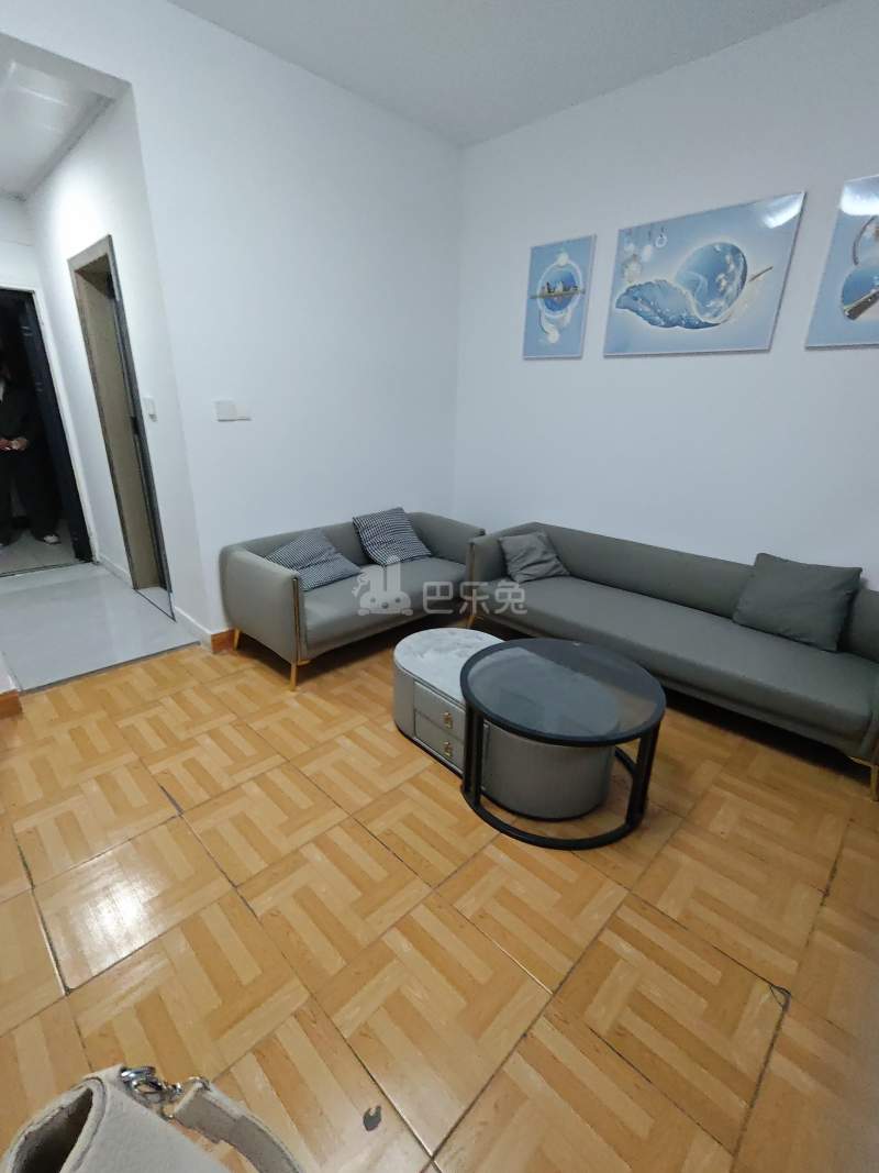 龙源星城14584330卧室图2