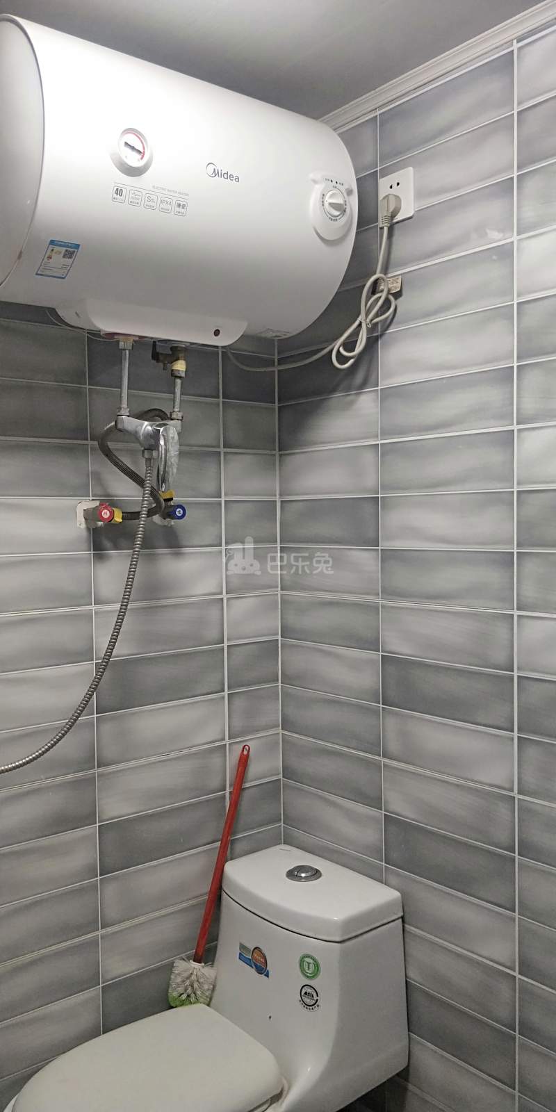 协诚中心大厦14600441卫生间图0