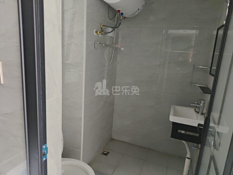四季都会·荣万月城名邸14603750卫生间图5