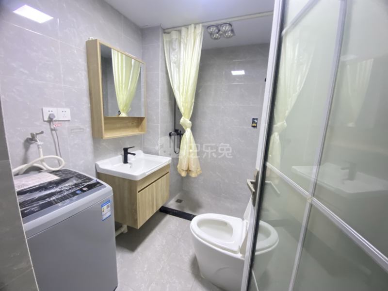 金海华城永华苑14603806卫生间图4