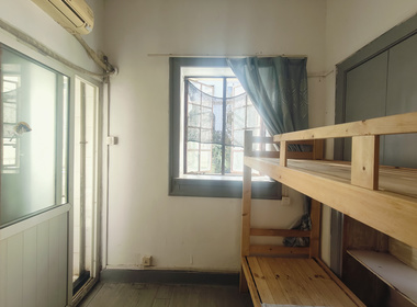 花园公寓 1室1厅1卫