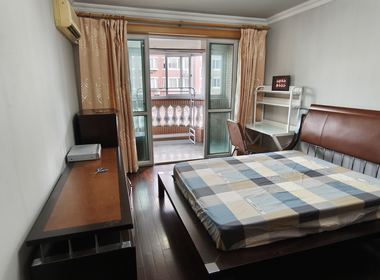 惠龙公寓 1室1厅1卫