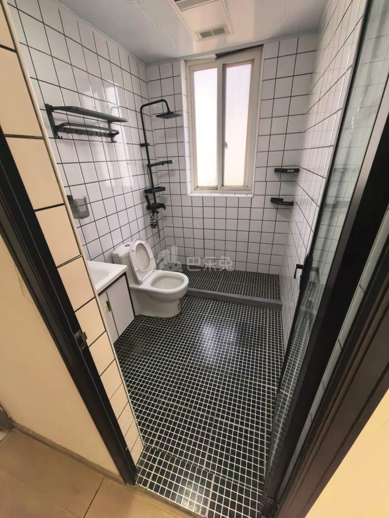 美罗家园罗安苑14608242卫生间图10