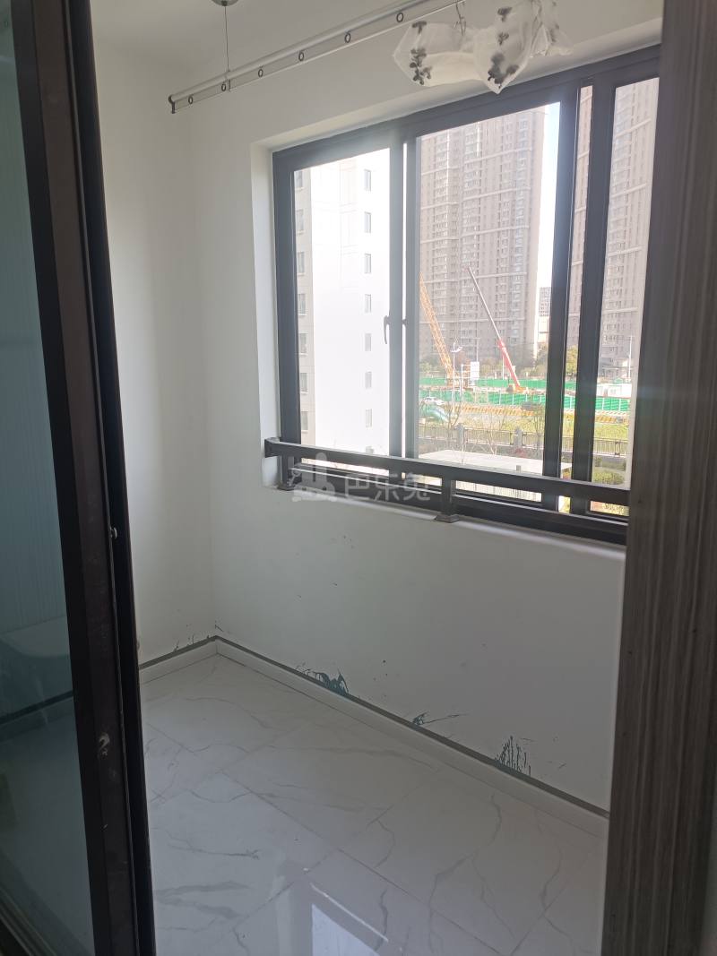 书香嘉苑14609022卧室窗户图16