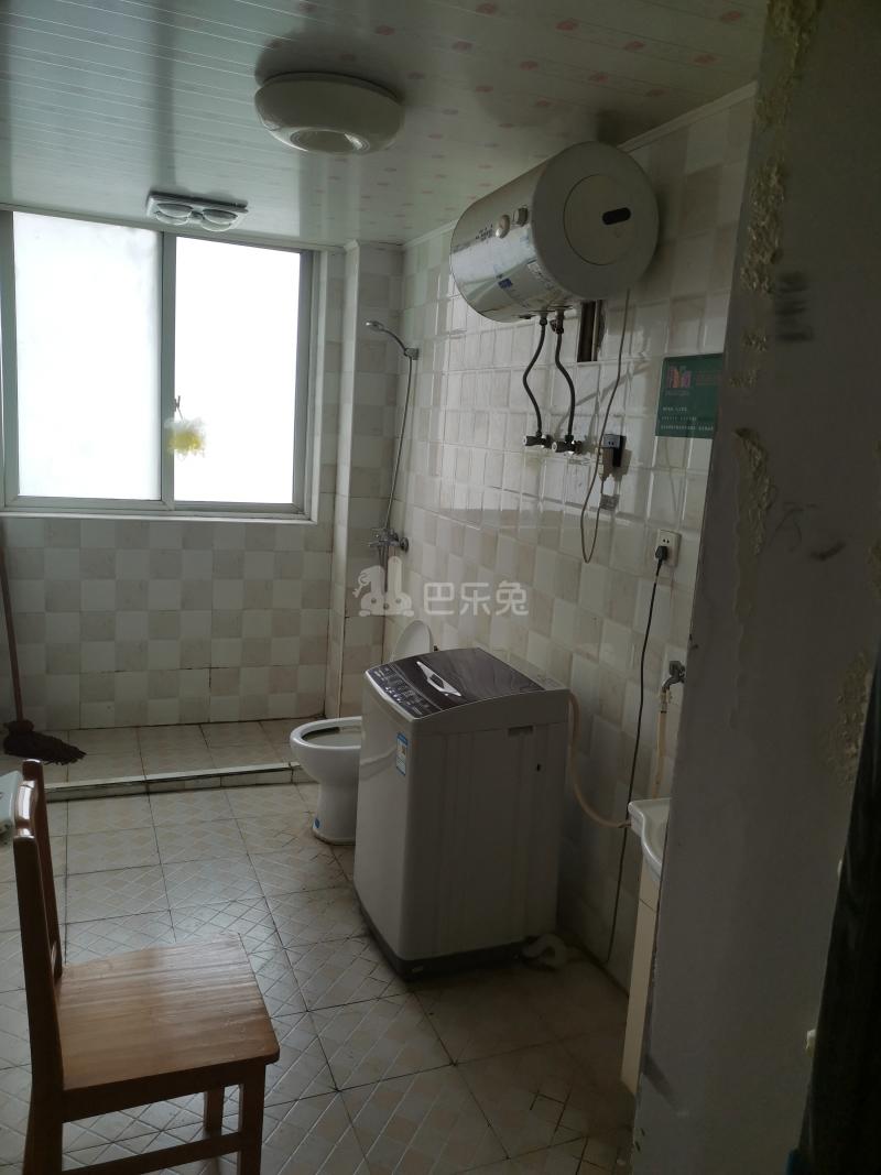 花望新村14457108卫生间图5