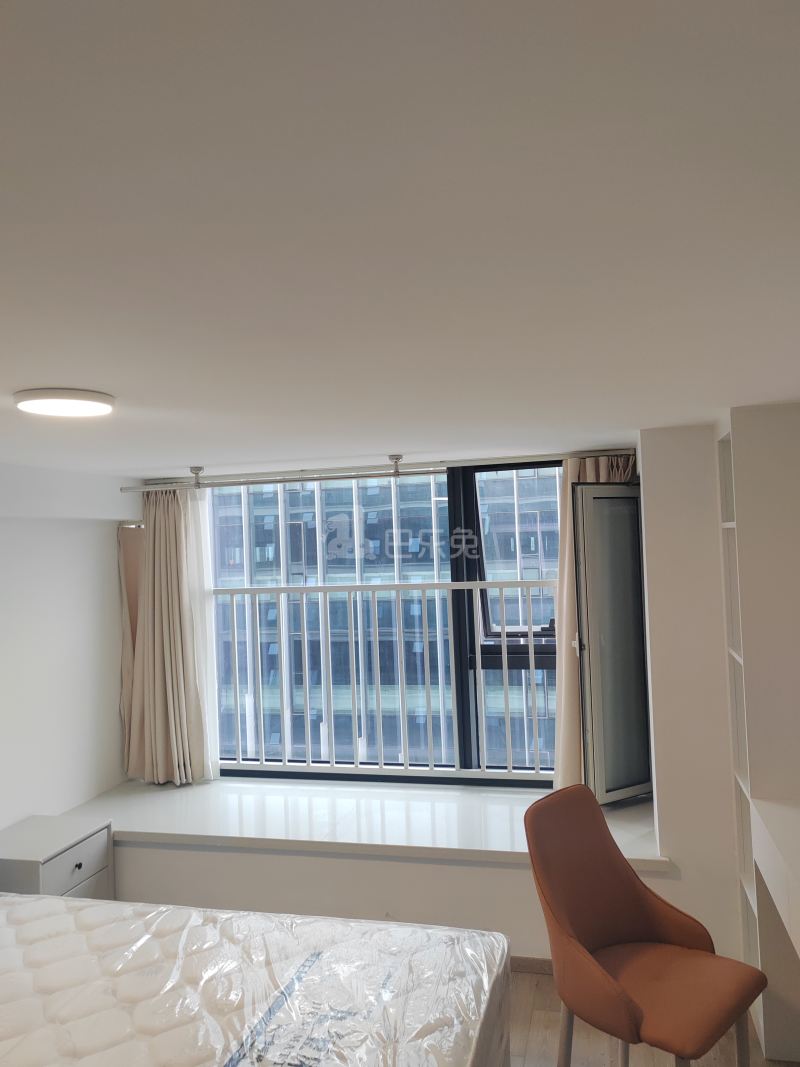 德信空港城14629767卧室窗户图5