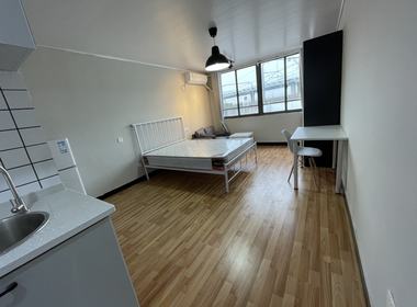 同济公寓 1室0厅1卫