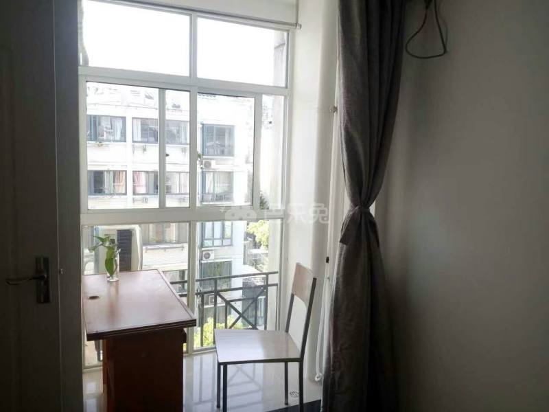 聚龙家园14666269卧室图6