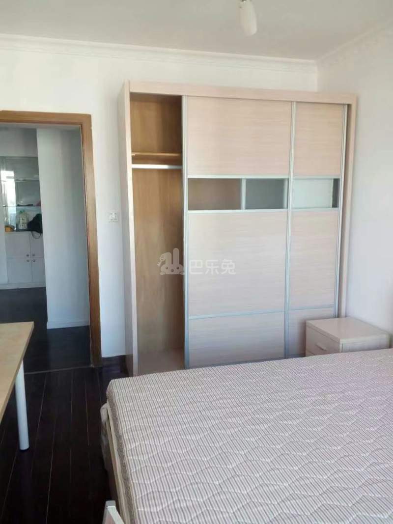 聚龙家园14666269卧室图2