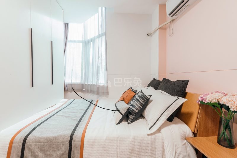 和典创意园14666272卧室图1