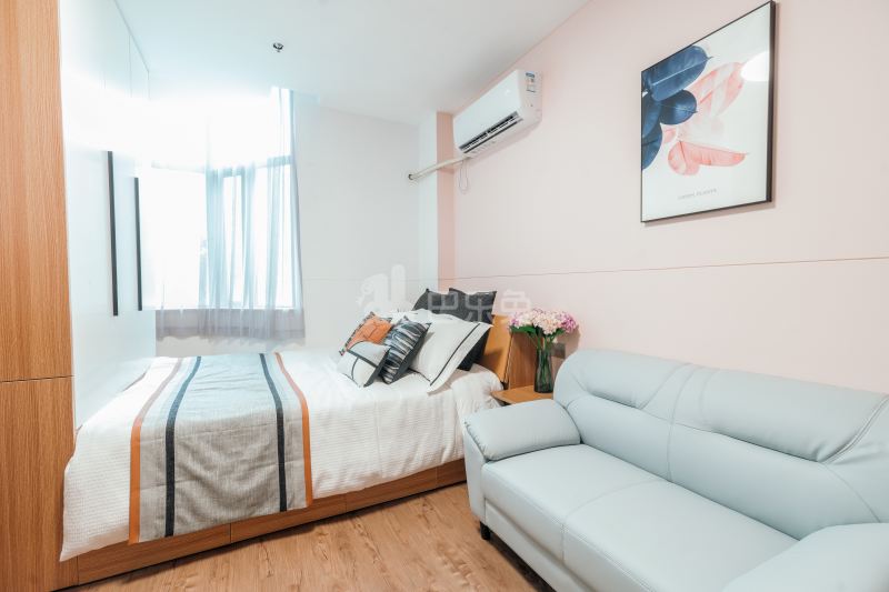 和典创意园14666272卧室图2