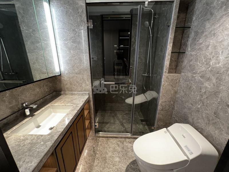 世茂钱塘天誉14669058卫生间图9