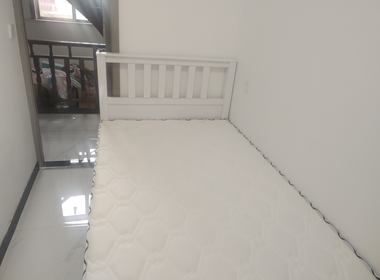 沁园别墅北区（翔方公路300弄） 1室0厅1卫