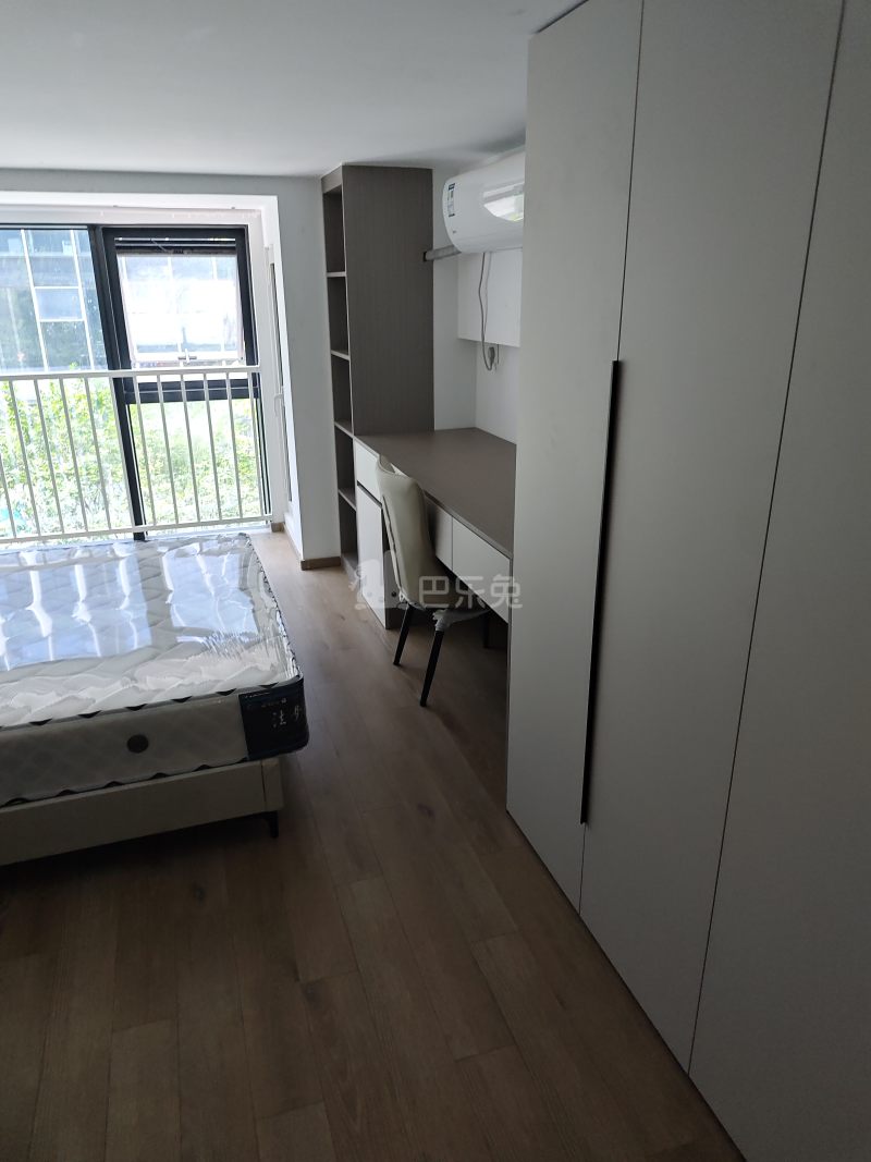 德信空港城14676713卧室图1