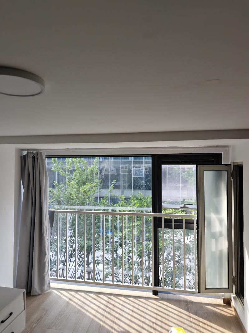 德信空港城14676717卧室窗户图7