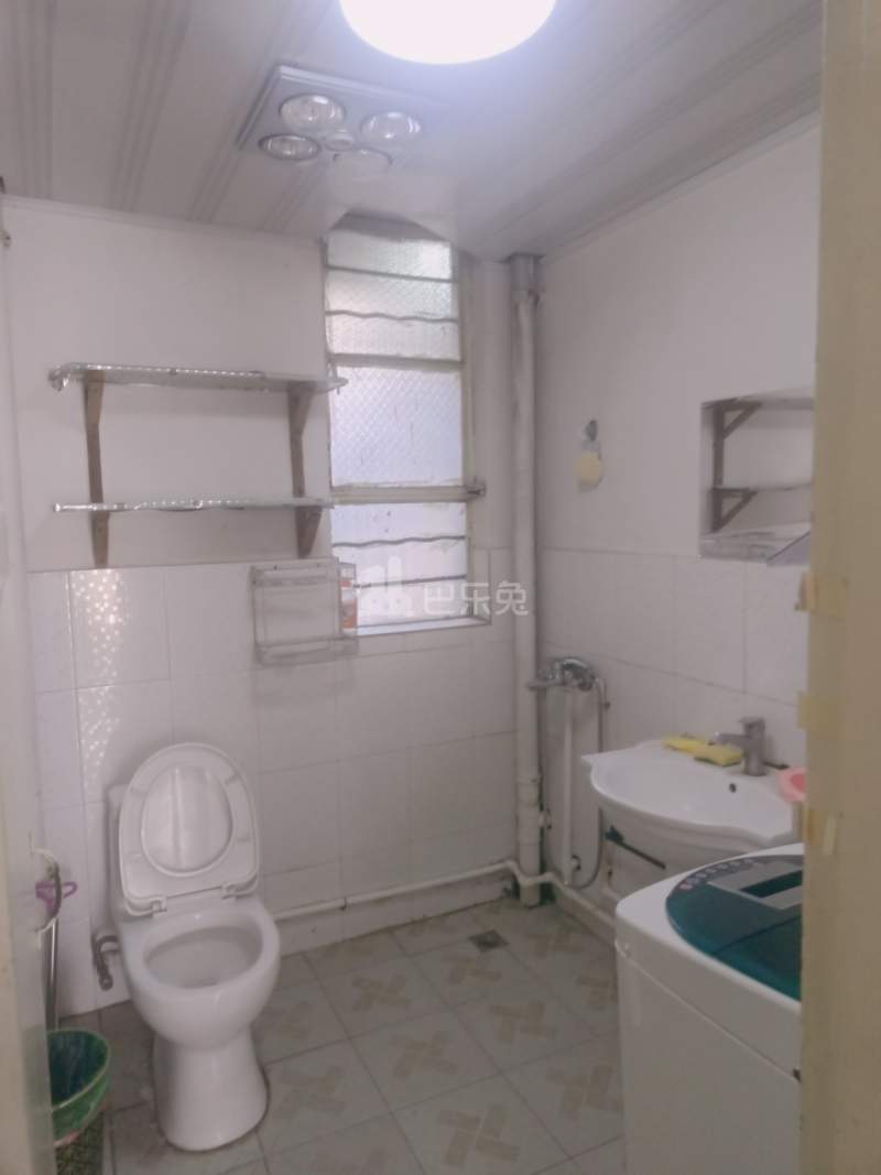 共康四村14705096卫生间图7