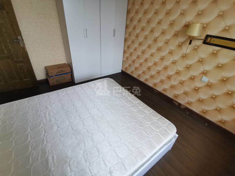 春辉新村1472507卧室图4