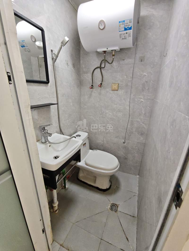 黄城花园西区14752699卫生间图6