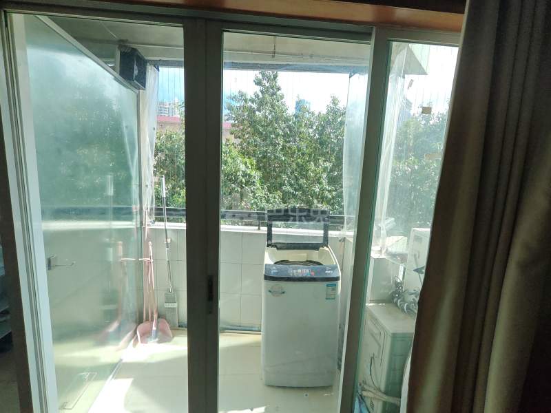 世界花园海华居14758879卧室图3