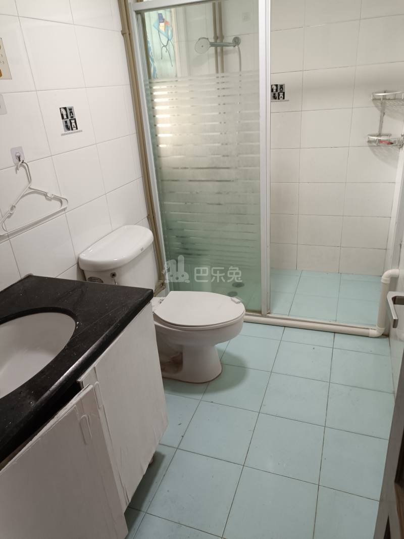 世界花园海华居14758879卫生间图5