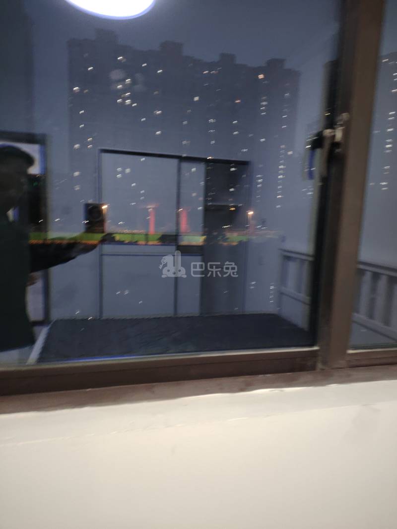 书香嘉苑14760606卧室窗户图8