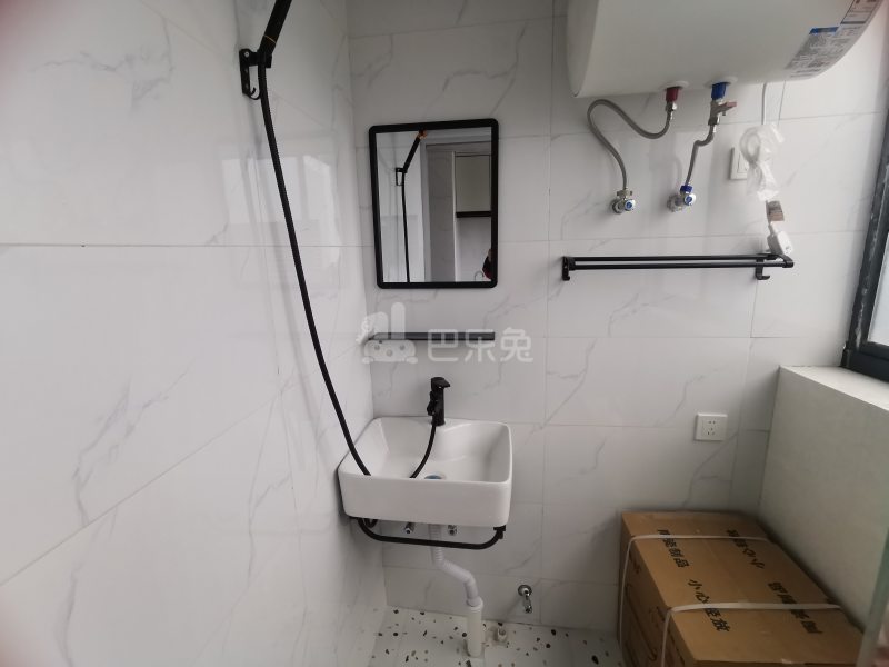 金桥新城金舍苑14780706卫生间图5