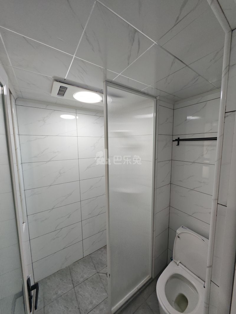 和顺欣苑14785575卫生间图11