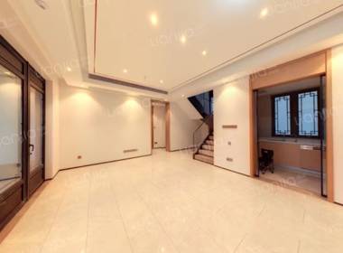 大华春山明月 4室1厅1卫