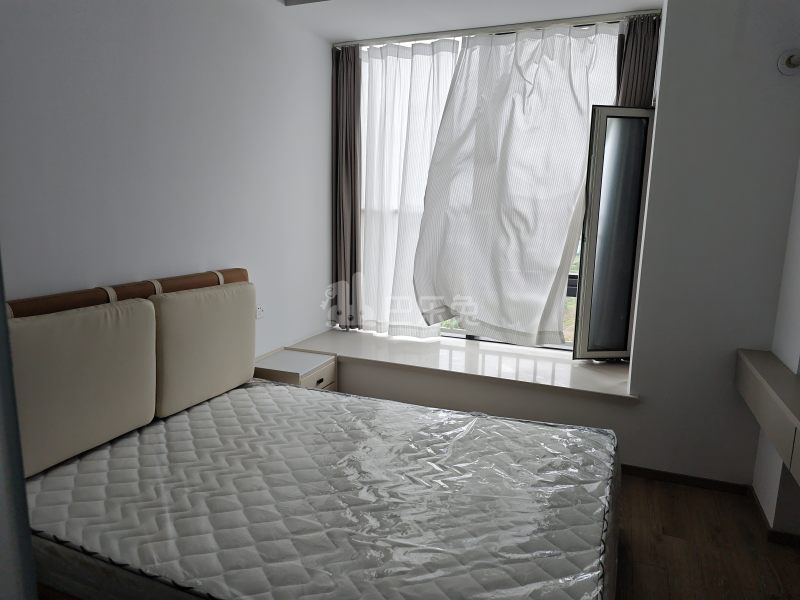 德信空港城14803392卧室图0