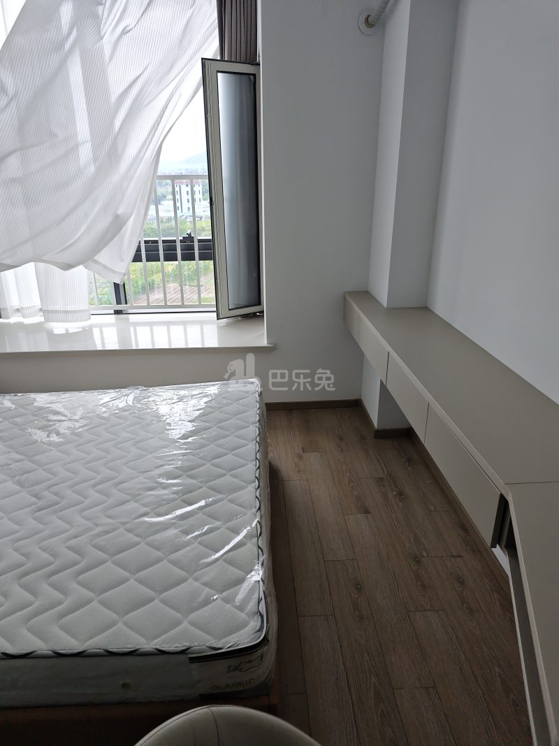 德信空港城14803396卧室图3