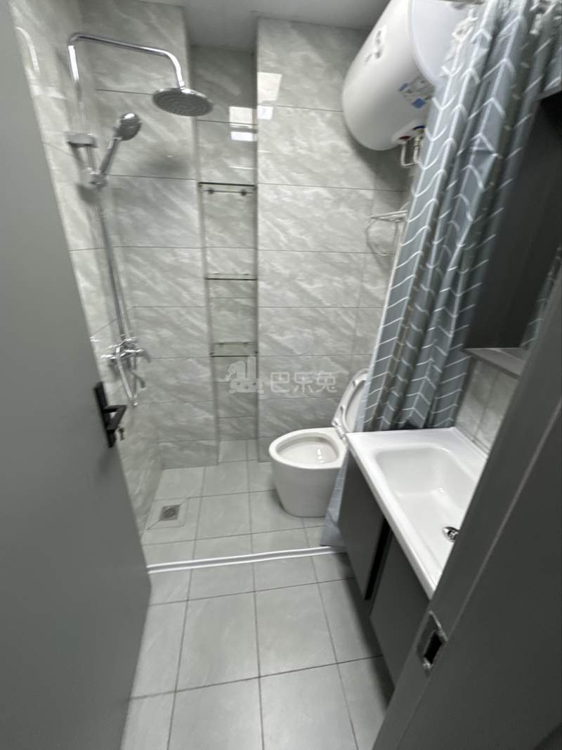 嘉橖星绣府14808793卫生间图5