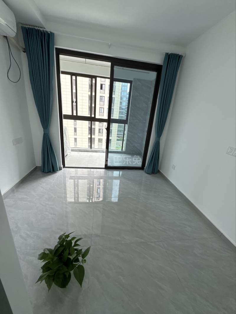 嘉橖星绣府14808793卧室图3