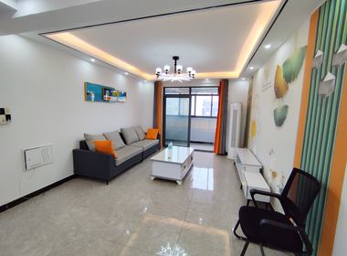 崧泽华城青湖苑（崧泽绿地E区） 3室2厅1卫