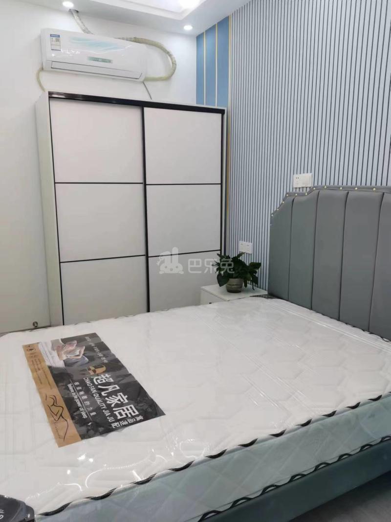 四季都会·荣万月城名邸14811309卧室图0