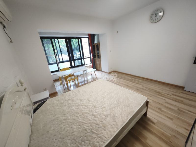 三花现代城金兰苑14811477卧室图1