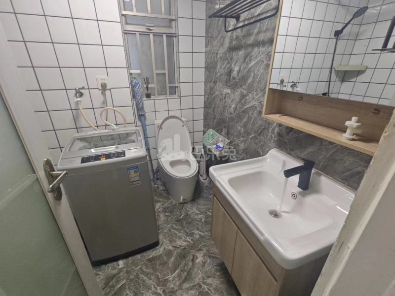 玉兰花苑14812175卫生间图2