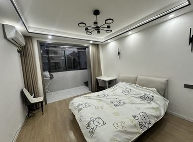 梅陇八村 1室1厅1卫