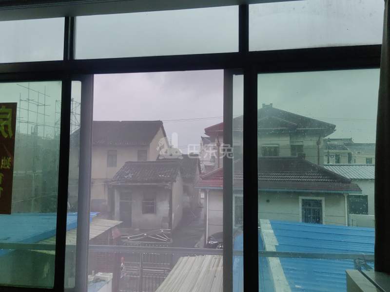 勤劳村九组14833480卧室窗户图7