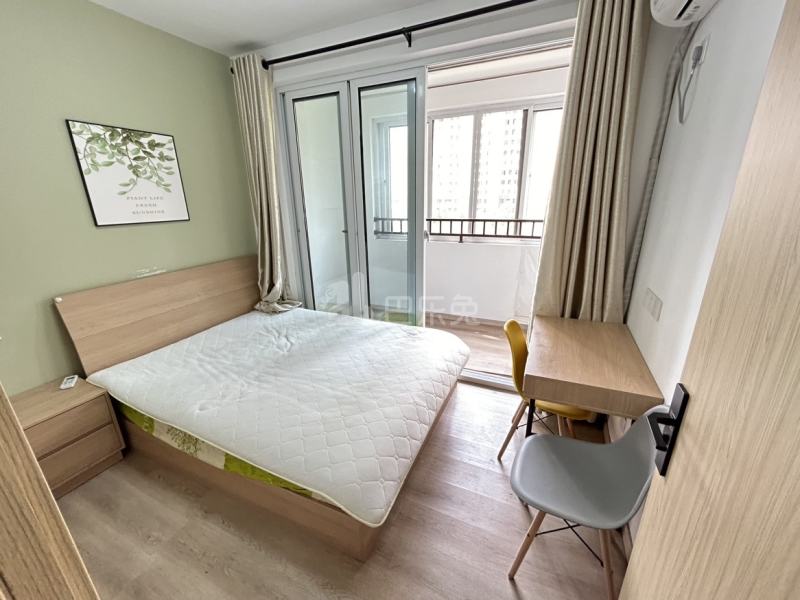 金海华城康平佳苑14843819客厅图8