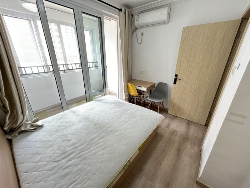 金海华城康平佳苑14843819客厅图9