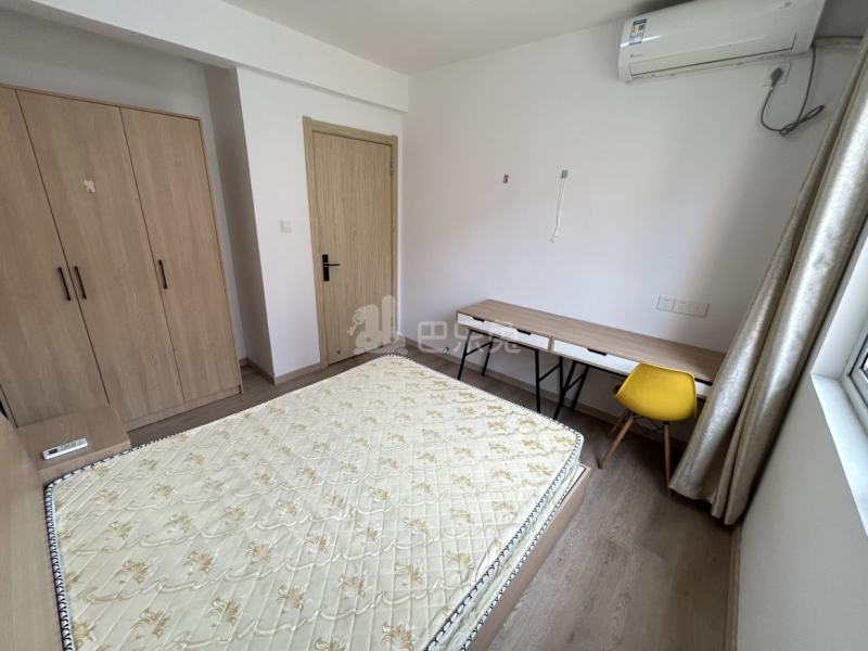 金海华城康平佳苑14843819客厅图2