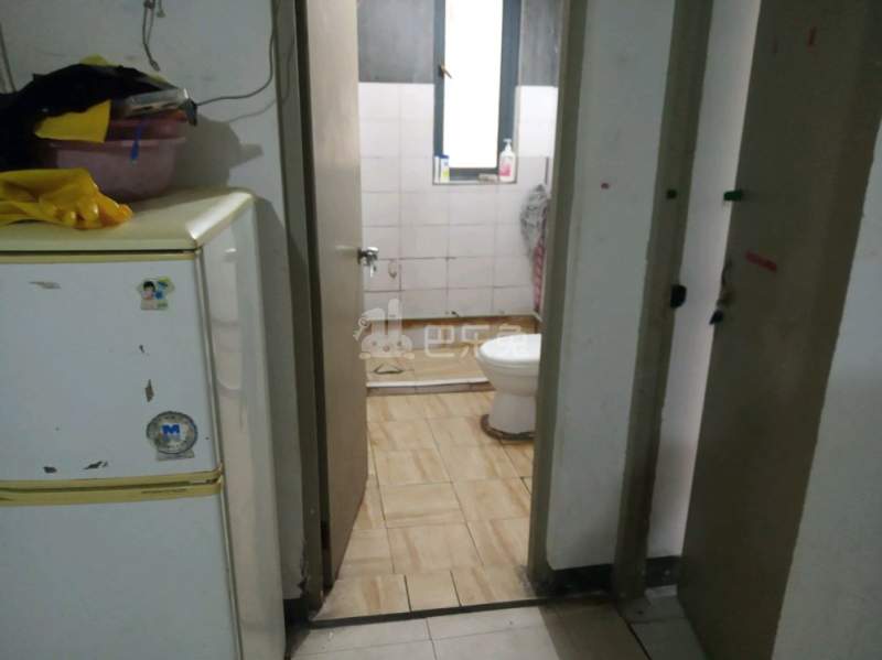 华泾绿苑9130027卫生间图10