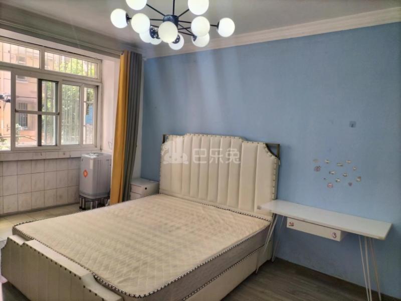 老沪太路250弄小区14872249卧室图2