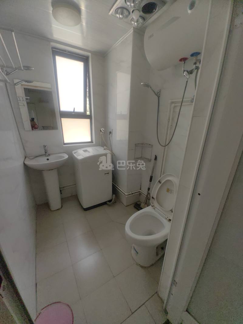 塘和家园海康苑4860084卫生间图8